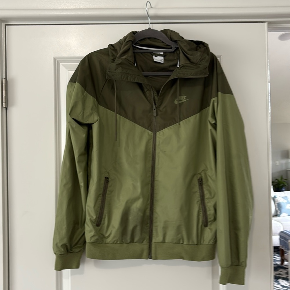 Green Nike two tone windbreaker size small